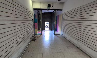 Local en alquiler Av. Rivadavia 7000
