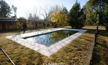 Complejo de cabañas en V. Bianchi y Las Vírgenes - Las Paredes