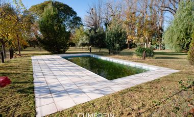 Complejo de cabañas en V. Bianchi y Las Vírgenes - Las Paredes