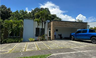 Casa campestre en condominio para la venta en Cerritos, Pereira!!!