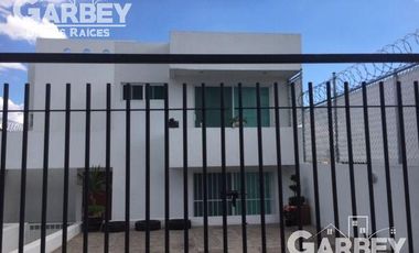 CASA EN RENTA EN REAL DE JURIQUILLA