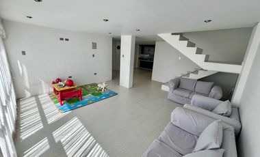 REMATO TRIPLEX DE 330 MT2 EN SACHACA