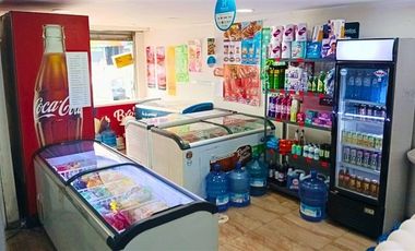 Local Comercial en Venta en Avenida Laguna Sur 8302