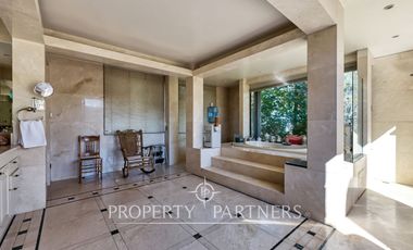 Gran casa, rodeada de naturaleza, con espectaculares vistas en el Arrayán