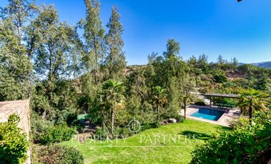 Gran casa, rodeada de naturaleza, con espectaculares vistas en el Arrayán