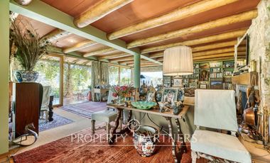 Gran casa, rodeada de naturaleza, con espectaculares vistas en el Arrayán
