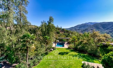 Gran casa, rodeada de naturaleza, con espectaculares vistas en el Arrayán