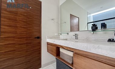 Hermosa Casa en Venta con Alberca Residencial Esmeralda en Colima de 4 Recámaras