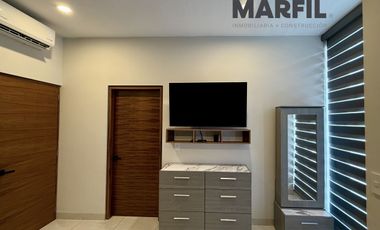 Hermosa Casa en Venta con Alberca Residencial Esmeralda en Colima de 4 Recámaras