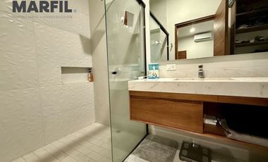 Hermosa Casa en Venta con Alberca Residencial Esmeralda en Colima de 4 Recámaras