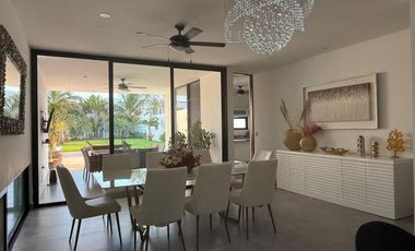 Casa en Venta(Paneles solares) en Privada Arborea