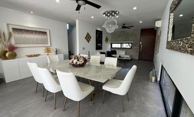 Casa en Venta(Paneles solares) en Privada Arborea