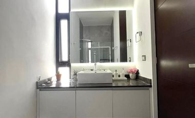 Casa en Venta(Paneles solares) en Privada Arborea