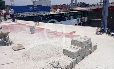 Locales para renta de Plaza Echegaray en Construccion