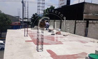 Locales para renta de Plaza Echegaray en Construccion