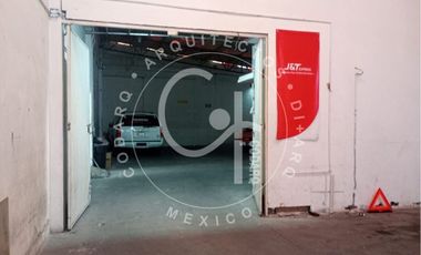 Renta de local con bodega y Oficina 300m2 en Plaza Echegaray