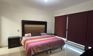 Casa AMUEBLADA  en renta en Fracc. Lomas de la Rioja.  ALVARADO, VER.