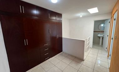 RENTA Casa en CLÚSTER PRIVADO CON ALBERCA Fracc. Xana, Veracruz. CON 3 RECAMARAS