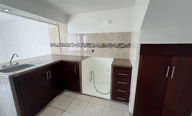 RENTA Casa en CLÚSTER PRIVADO CON ALBERCA Fracc. Xana, Veracruz. CON 3 RECAMARAS