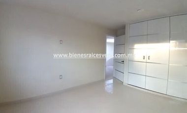 CASA EN RENTA EN SAN JUAN DEL RÍO EN CLAUSTROS DEL RÍO.  Diana
