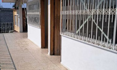 CASA AMPLIA EN VENTA ZONA CENTRO TUXPAN VERACRUZ.