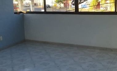 VENTA LOCAL COMERCIAL -BODEGA-OFICINAS-DEPTOS EN LA CARRANZA POR $2,600,000.00