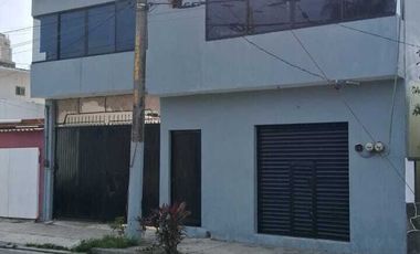 VENTA LOCAL COMERCIAL -BODEGA-OFICINAS-DEPTOS EN LA CARRANZA POR $2,600,000.00