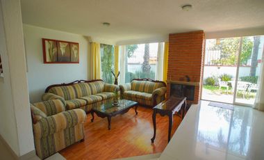 Casa Estilo clásico en venta en Chiluca, Zona Esmeralda