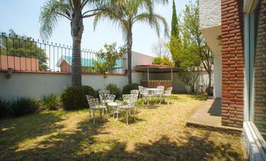 Casa Estilo clásico en venta en Chiluca, Zona Esmeralda
