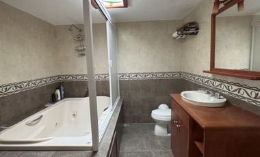 Casa Estilo clásico en venta en Chiluca, Zona Esmeralda