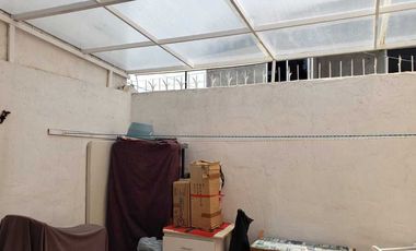 Casa amueblada en Renta sobre Av Tecnologico a 100 mts del Tren interurbano