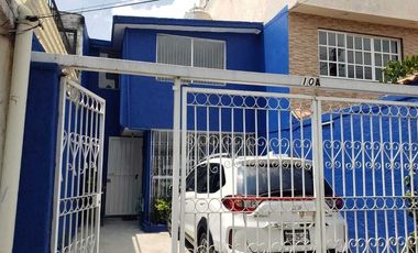 Casa amueblada en Renta sobre Av Tecnologico a 100 mts del Tren interurbano