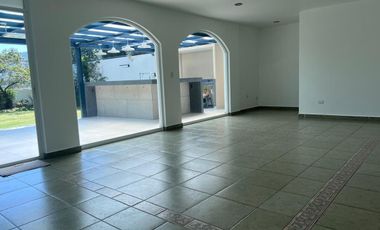 Venta de casa en Condado de Sayavedra, Atizapán