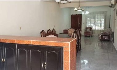 Casa Amueblada en Ave Camaron