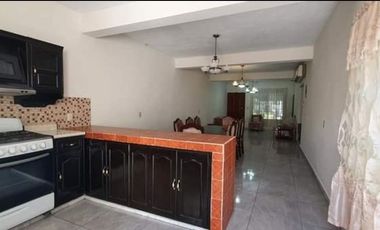 Casa Amueblada en Ave Camaron