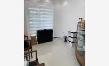 LOCAL COMERCIAL U OFICINA EN RENTA  VENUSTIANO CARRANZA