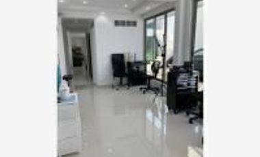 LOCAL COMERCIAL U OFICINA EN RENTA  VENUSTIANO CARRANZA