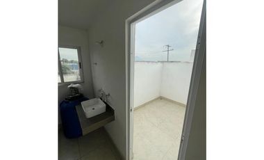 CASA EN RENTA APODACA RECOVA