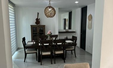 CASA EN VENTA EN EL NORTE DE MERIDA