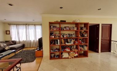 HERMOSA CASA EN RENTA EN TECAMACHALCO