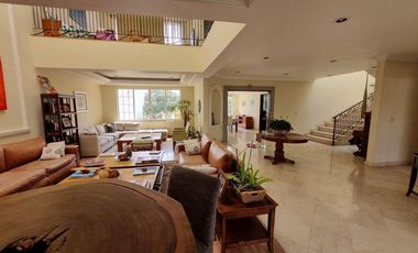 HERMOSA CASA EN RENTA EN TECAMACHALCO
