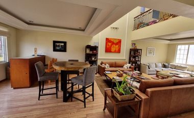 HERMOSA CASA EN RENTA EN TECAMACHALCO