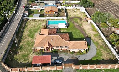 EXQUISITA PARCELA CON 2 CASAS EN RENGO A MINUTOS DEL CENTRO