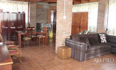 EXQUISITA PARCELA CON 2 CASAS EN RENGO A MINUTOS DEL CENTRO