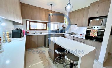 CASA MEDITERRÁNEA EN CONDOMINIO SEGURIDAD 24/7