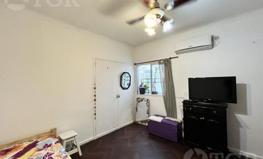 Venta departamento 2 ambientes en Coghlan