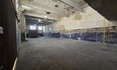Galpón - Depósito de 930 m2 - Avellaneda - ALQUILER