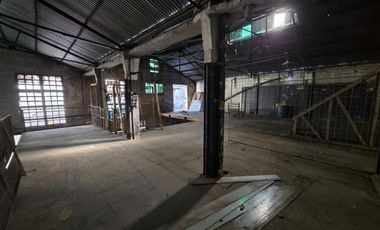 Galpón - Depósito de 930 m2 - Avellaneda - ALQUILER
