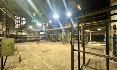 Galpón - Depósito de 930 m2 - Avellaneda - ALQUILER