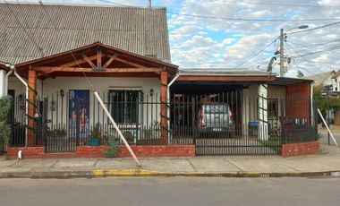 A PASOS DE CALLE ADOLFO NOVOA